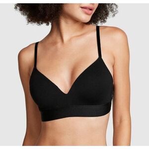 EUC Victoria’s Secret PINK Black Wear Everywhere Lightly Lined Wireless Bra 32A